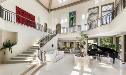 The Tuscan Estate 7