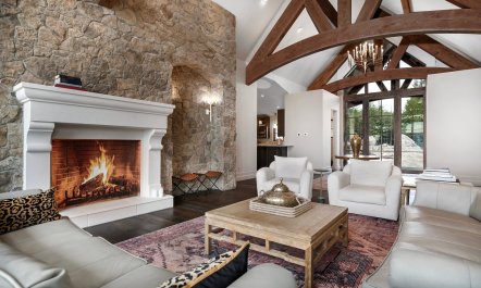 Grand Timberland Inn 3