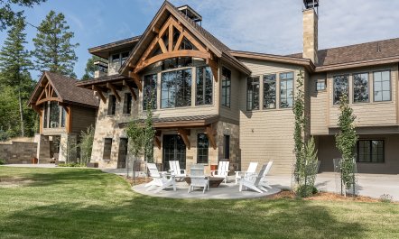 Grand Timberland Inn 2
