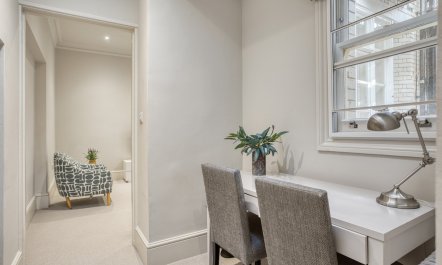 Grosvenor Galore 4