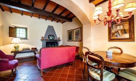Tranquil Tuscan Treasure 8