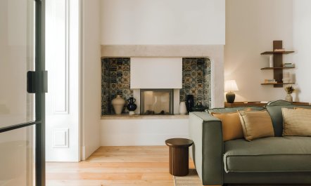 The Flores Terrace 8