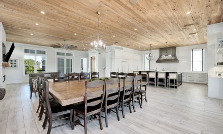 Emerald Shore Haven 6