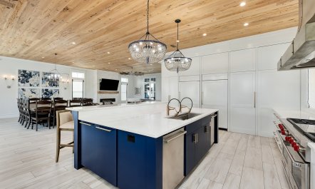 Emerald Shore Haven 9