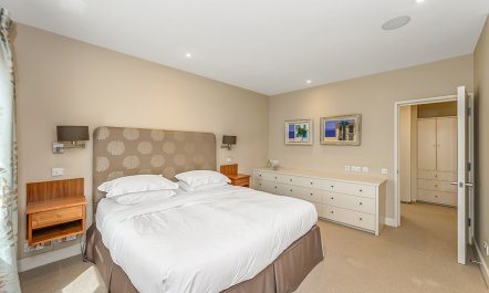 Crescent Serenity 9