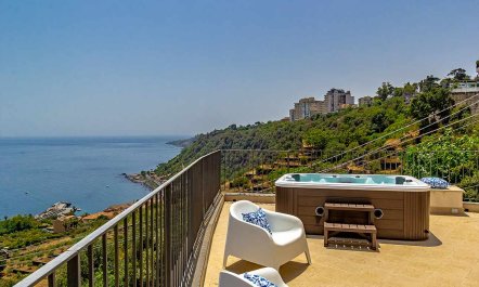 Charming Sea Views