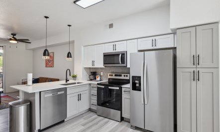 Glendale Gem 3