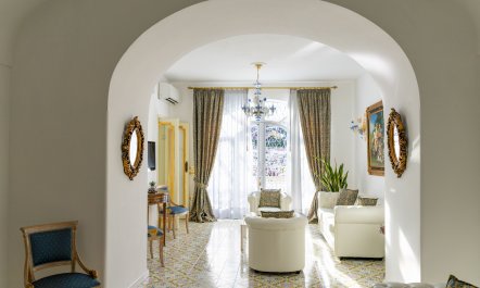 Positano Suspended 1