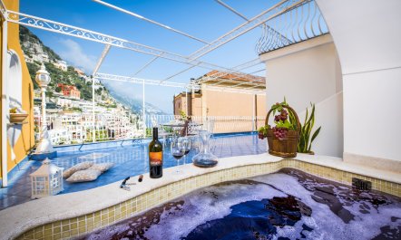 Positano Suspended 9