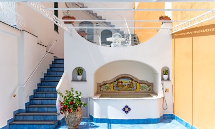 Positano Suspended 2