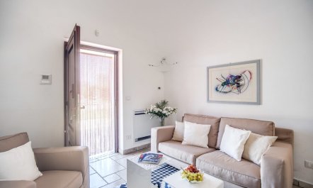 The Elegant Vista 9