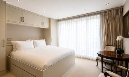 Cadogan Reverie 5