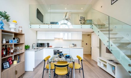 London Mews 3