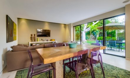Radiant Sea Cove 9