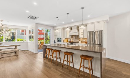 Gentle Coastal Haven 7