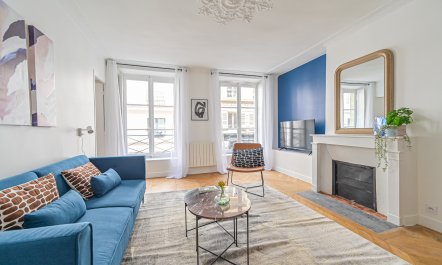Parisian Bold