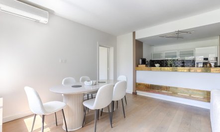 Modern View 6