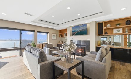 Riviera Tide 6