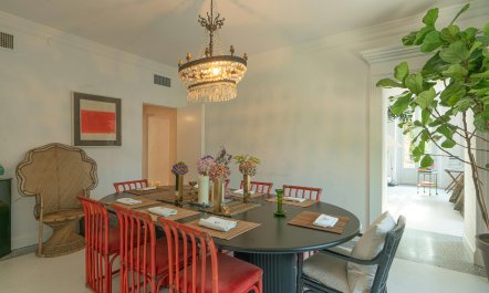 Villa Elegant 1