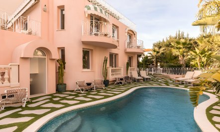 The Rose Retreat