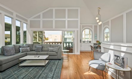 Beach Ambience Hideaway