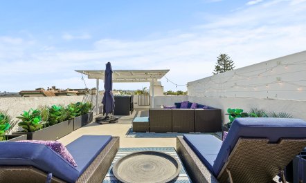 Beach Ambience Hideaway 1