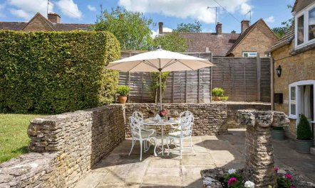 Cotswold Escape 9
