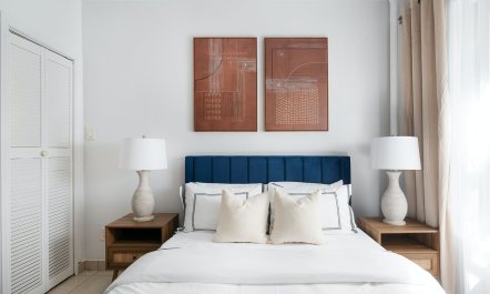 Yorkville Chic 9