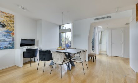 Marais Hideaway 7
