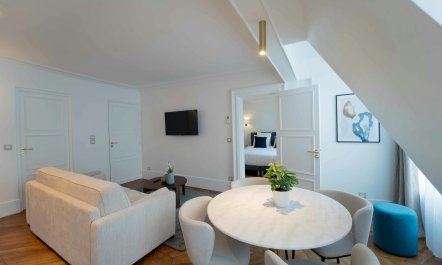 The Parisian Getaway 3