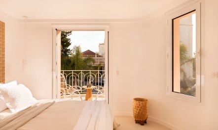 Boulevard Serenity 9