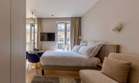 The Boulevard 8