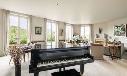 Parisian Grandeur 5