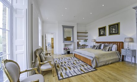 Upper Garden Suite 2