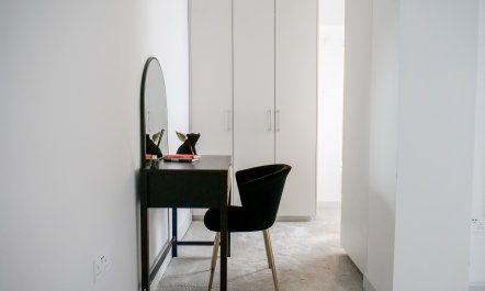 Paddington Prime 9
