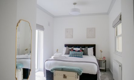 Paddington Prime 6