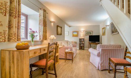 1 Bed in Porthcawl 4