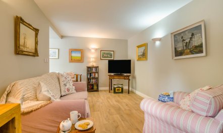 1 Bed in Porthcawl 3