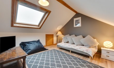 3 Bed in Mumbles 6
