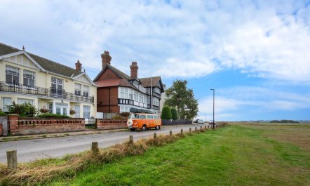 6 Bed in Southwold 1