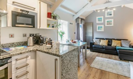 1 Bed in Duloe 1