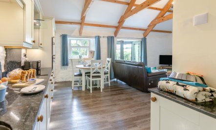 2 Bed in Duloe 9