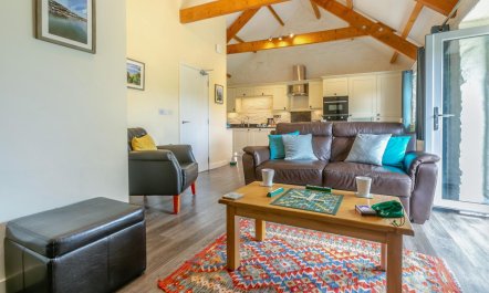 2 Bed in Duloe 3