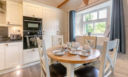 2 Bed in Duloe 5