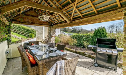 4 Bed in Duloe