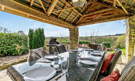 4 Bed in Duloe 1