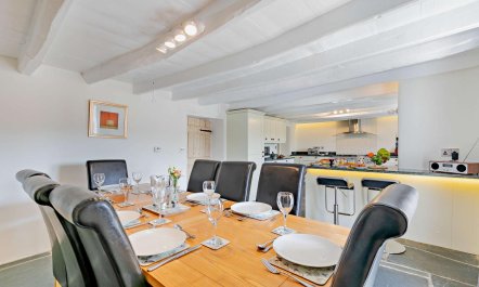 4 Bed in Duloe 7