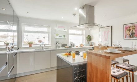 3 Bed in Abersoch 1