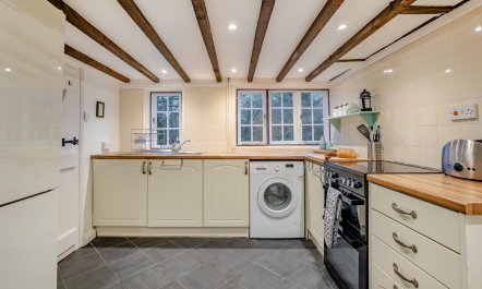 2 Bed in Woodchurch 8