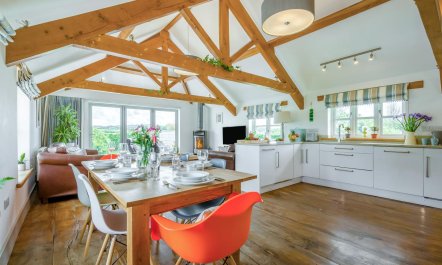 3 Bed in Marhamchurch 2